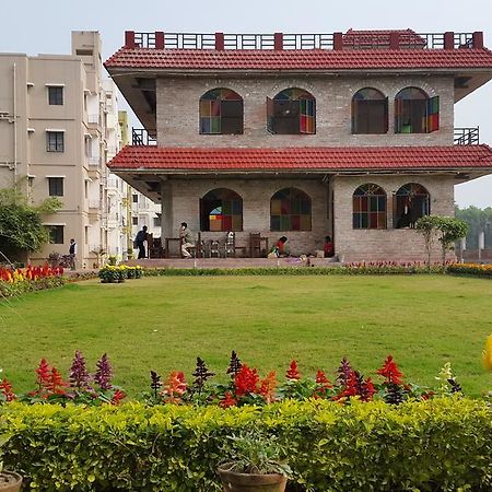 ホテル Panthashala Santiniketan Sri Niketan エクステリア 写真