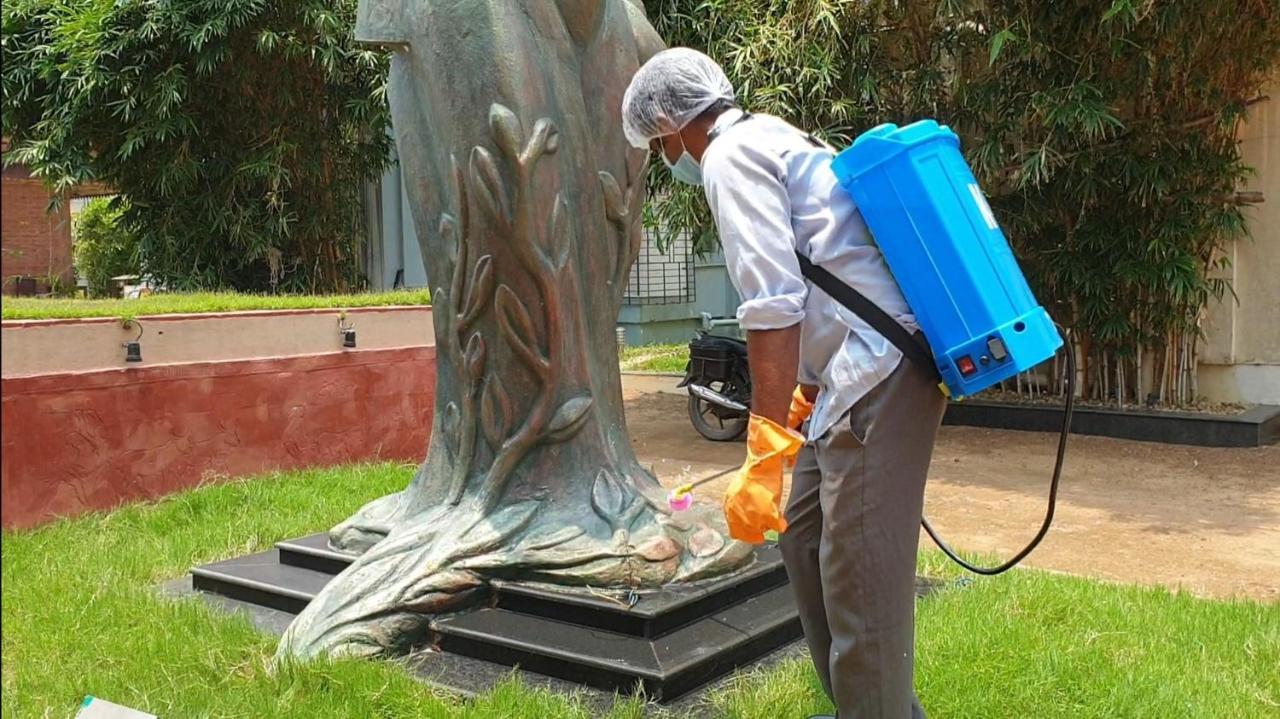 ホテル Panthashala Santiniketan Sri Niketan エクステリア 写真