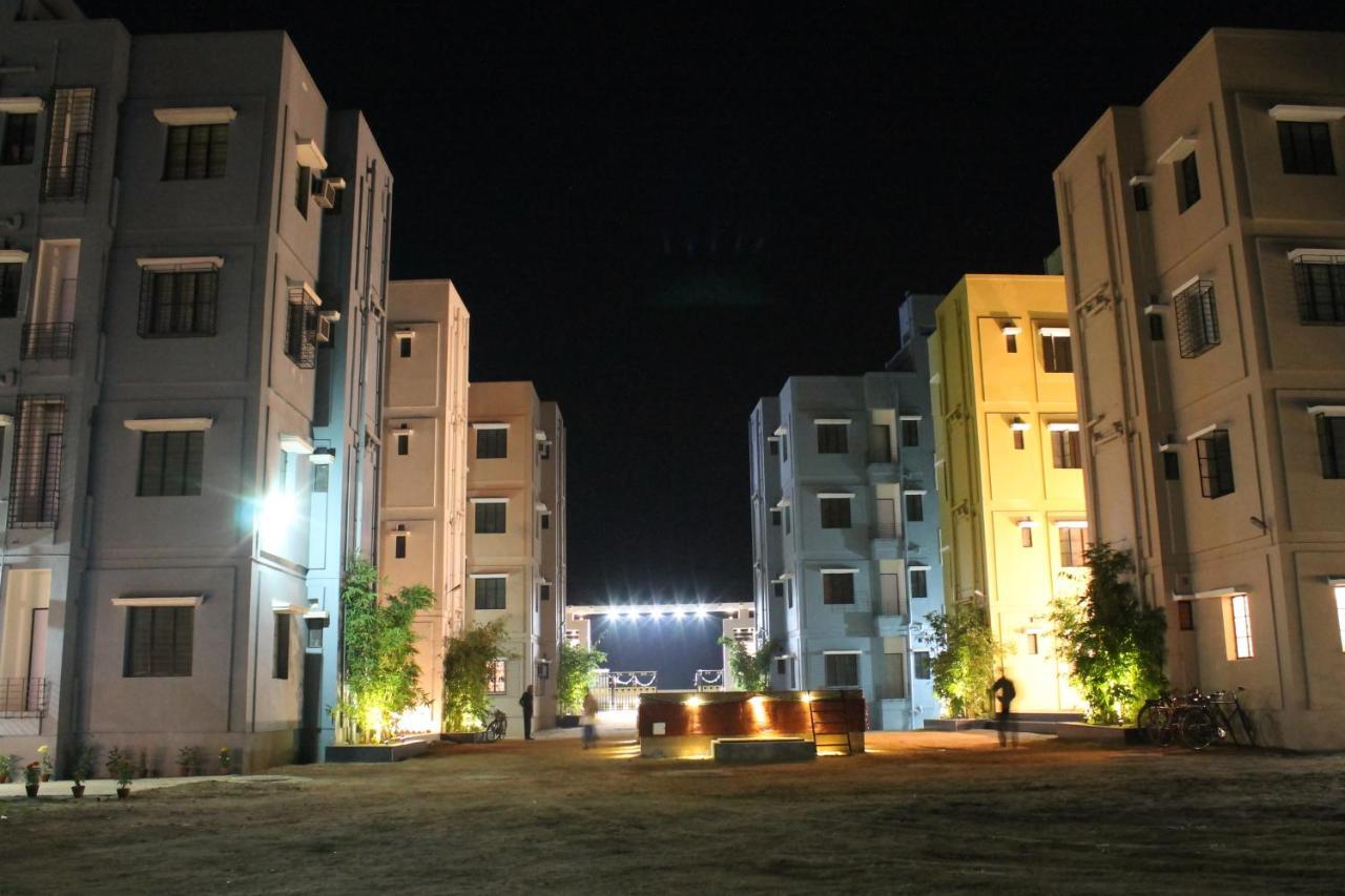 ホテル Panthashala Santiniketan Sri Niketan エクステリア 写真